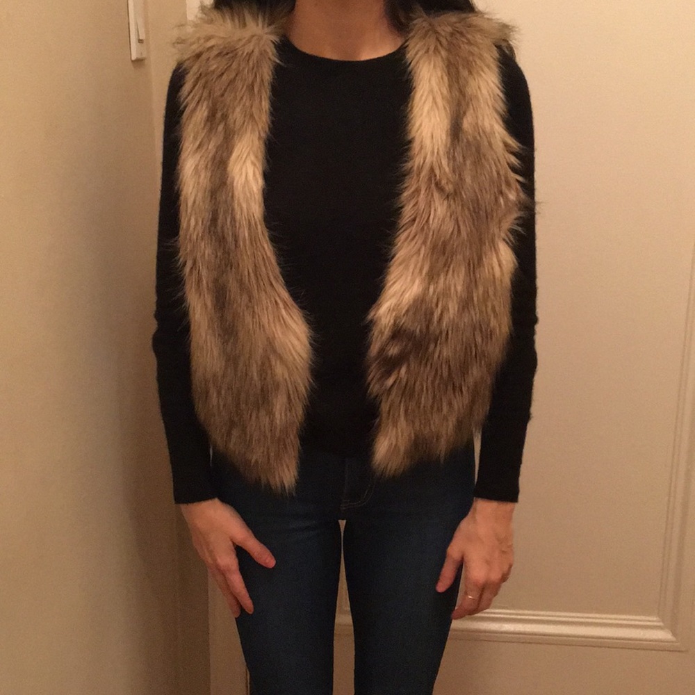 H&M Faux Fur Vest *Worn Once*